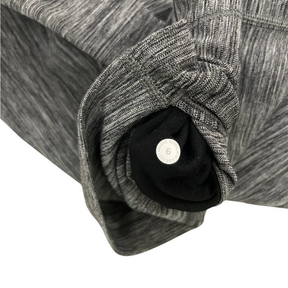 Size 6 Lululemon High Rise Align pant, Heathered Black - Picture 5 of 5